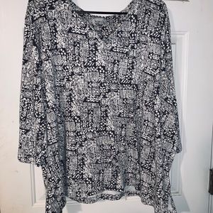 🌹Comfy plus size shirt